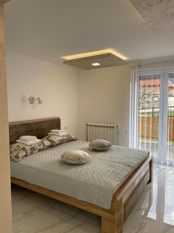 Zoranovi Konaci Villa Jevtici Buitenkant foto